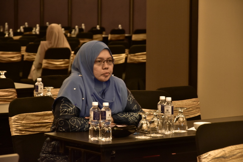 UKM 5572